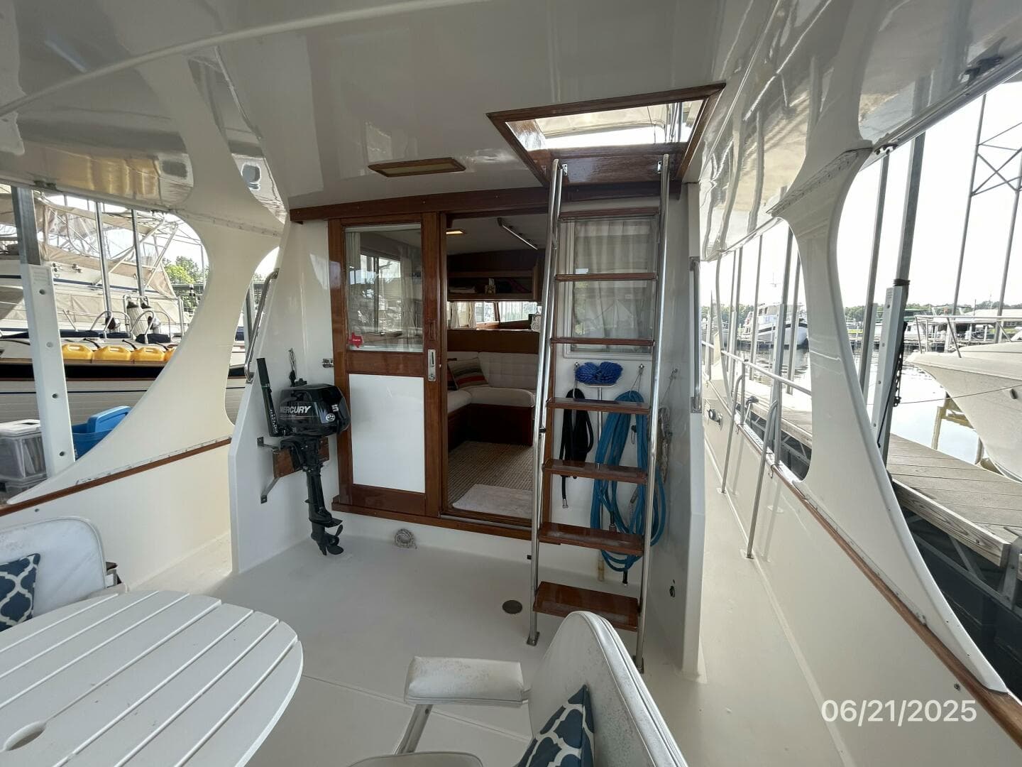 36' Grand Banks aftdeck forward