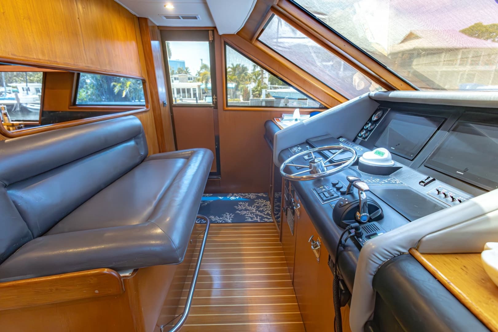1990 Viking Cockpit Motor Yacht