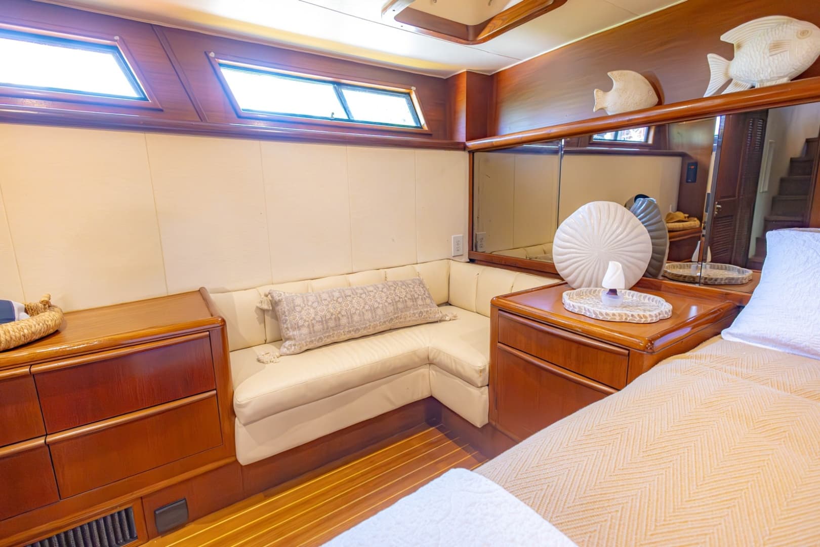 1990 Viking Cockpit Motor Yacht
