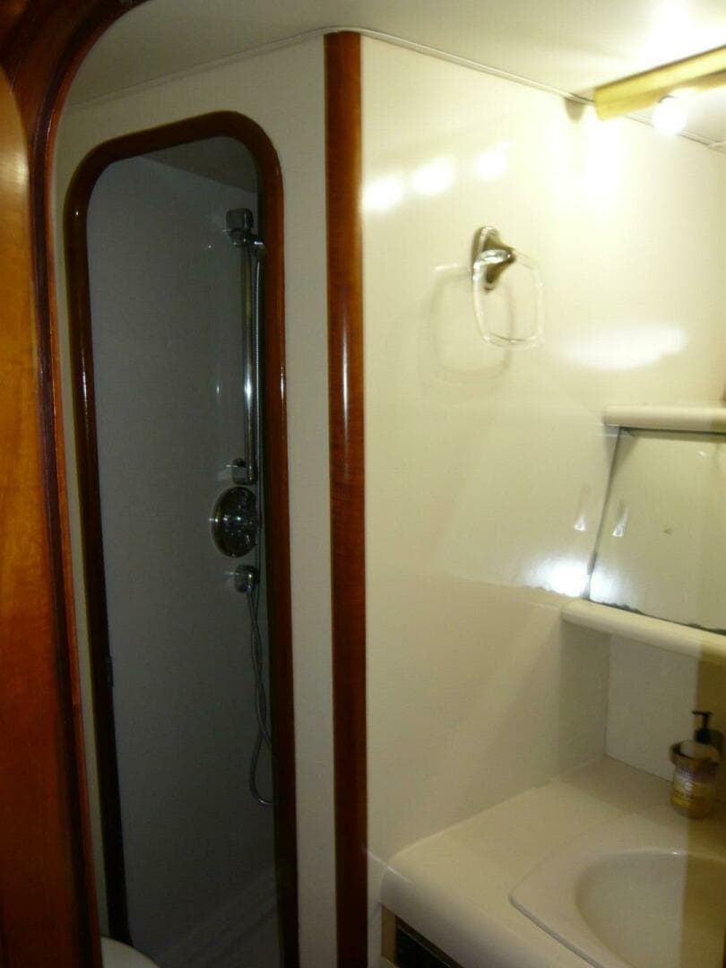 1990 Viking Cockpit Motor Yacht