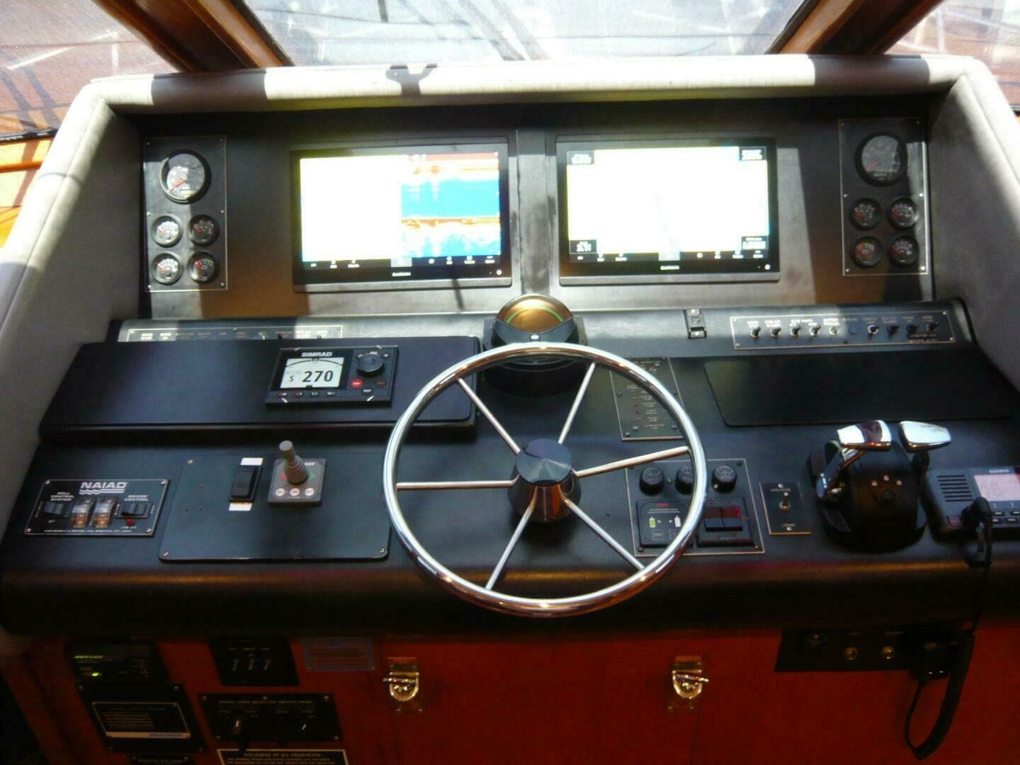 1990 Viking Cockpit Motor Yacht