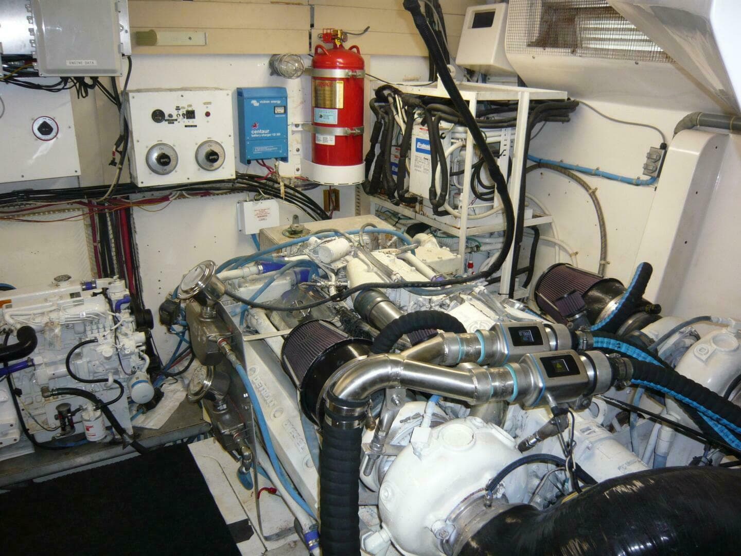 1990 Viking Cockpit Motor Yacht