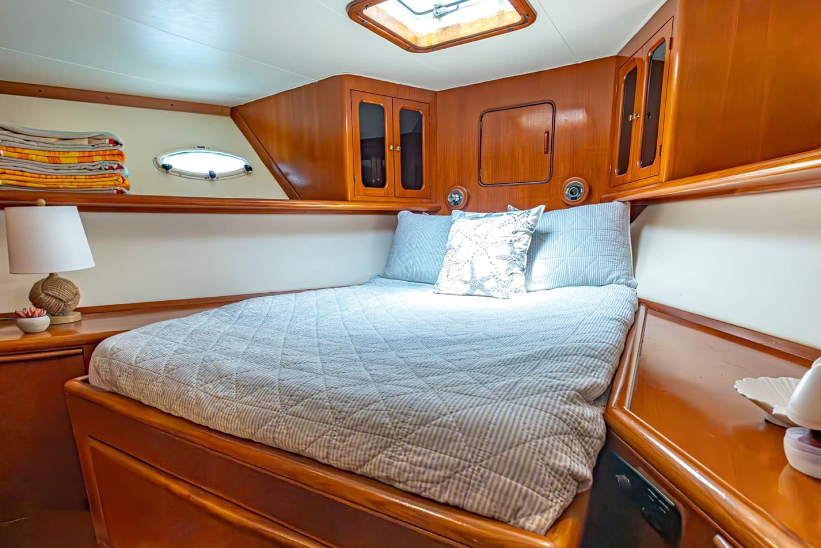 1990 Viking Cockpit Motor Yacht