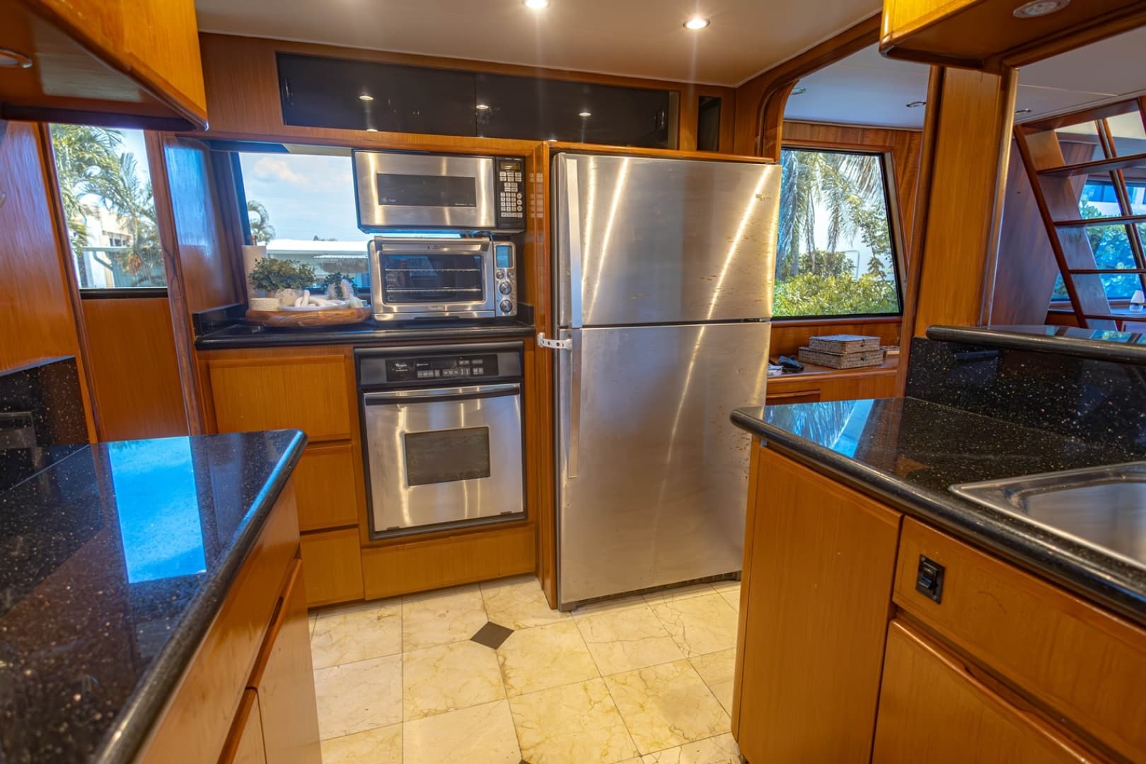 1990 Viking Cockpit Motor Yacht