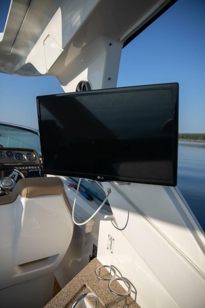 2016 Sea Ray Sundancer 350