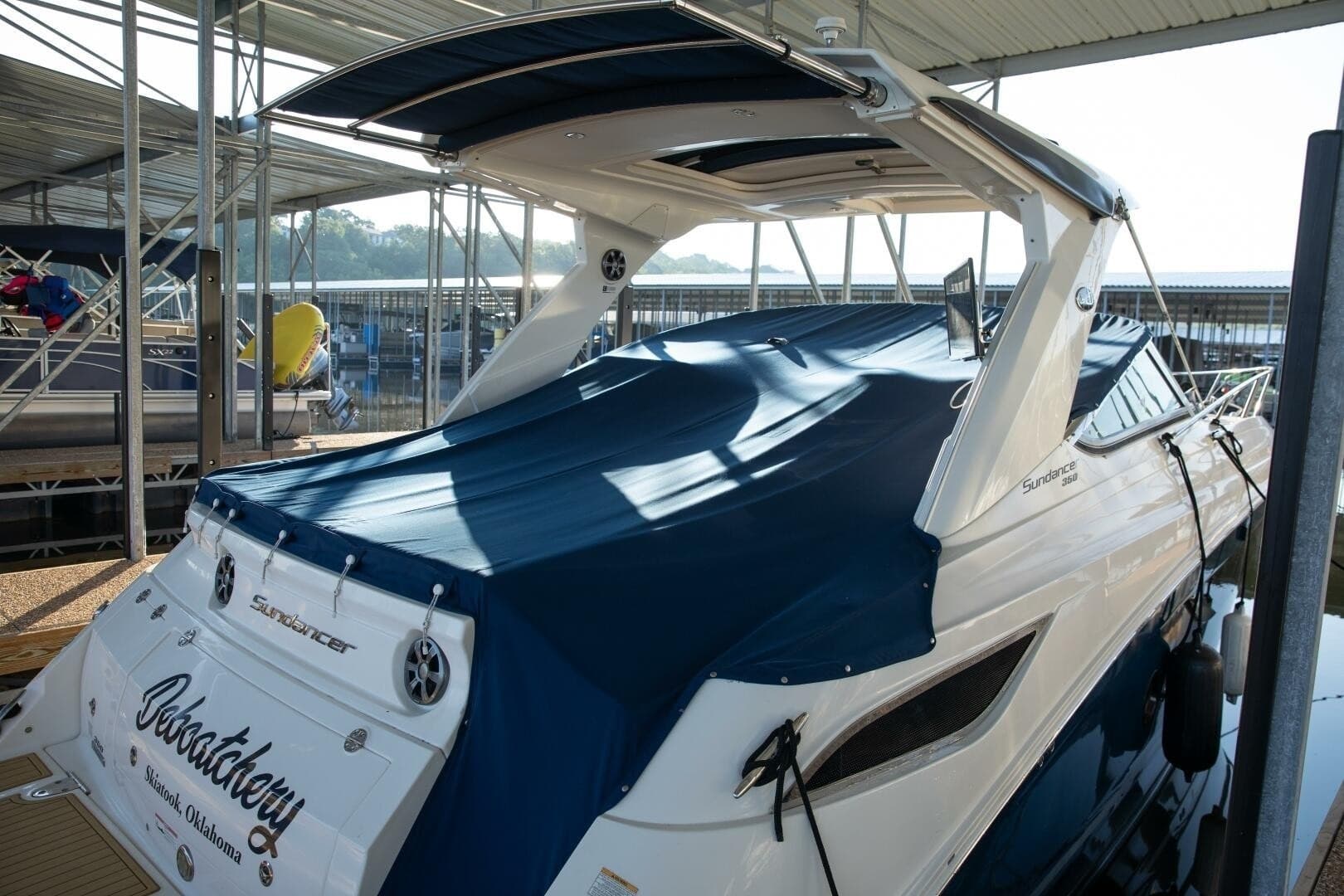 2016 Sea Ray Sundancer 350
