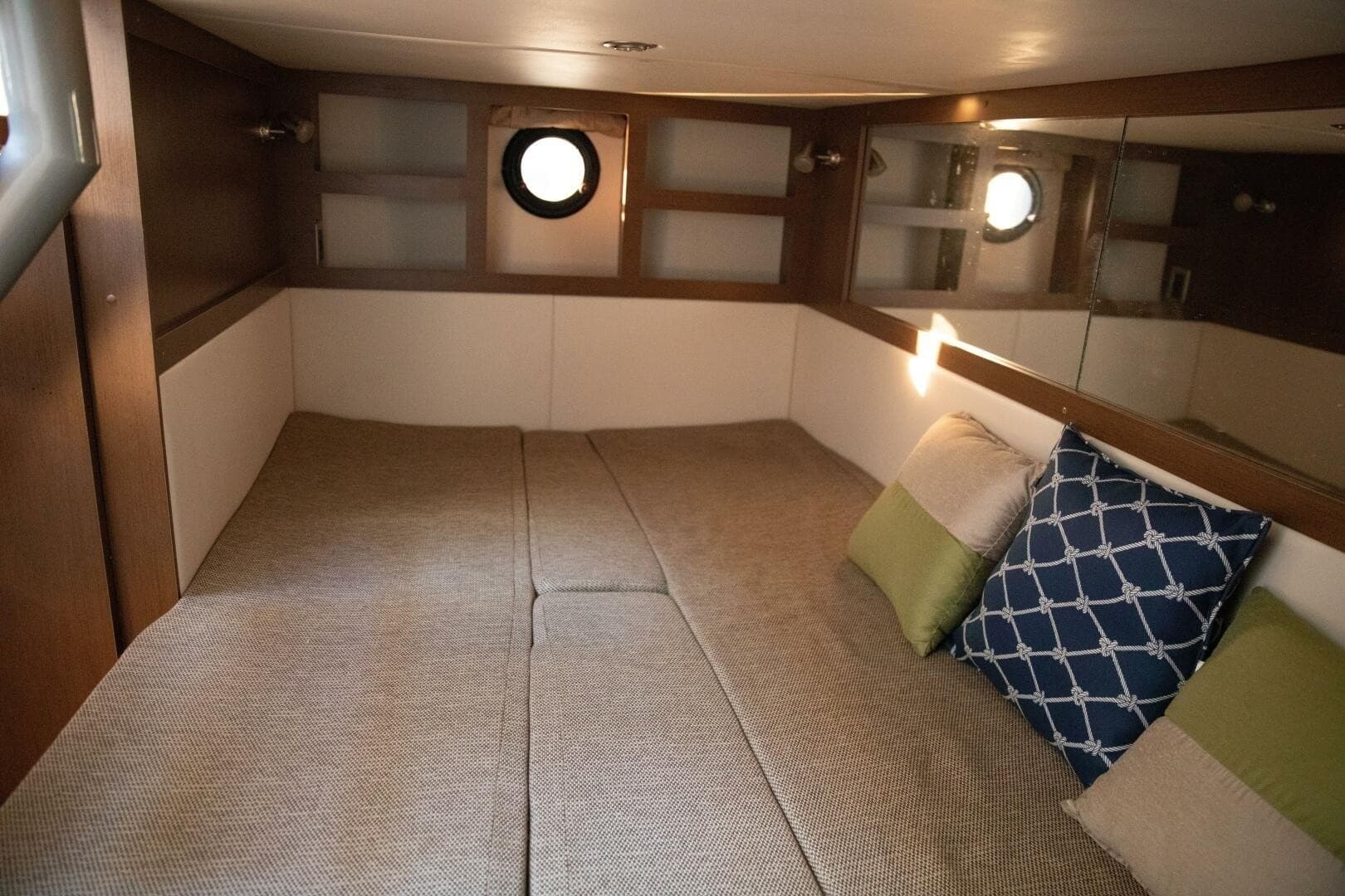 2016 Sea Ray Sundancer 350