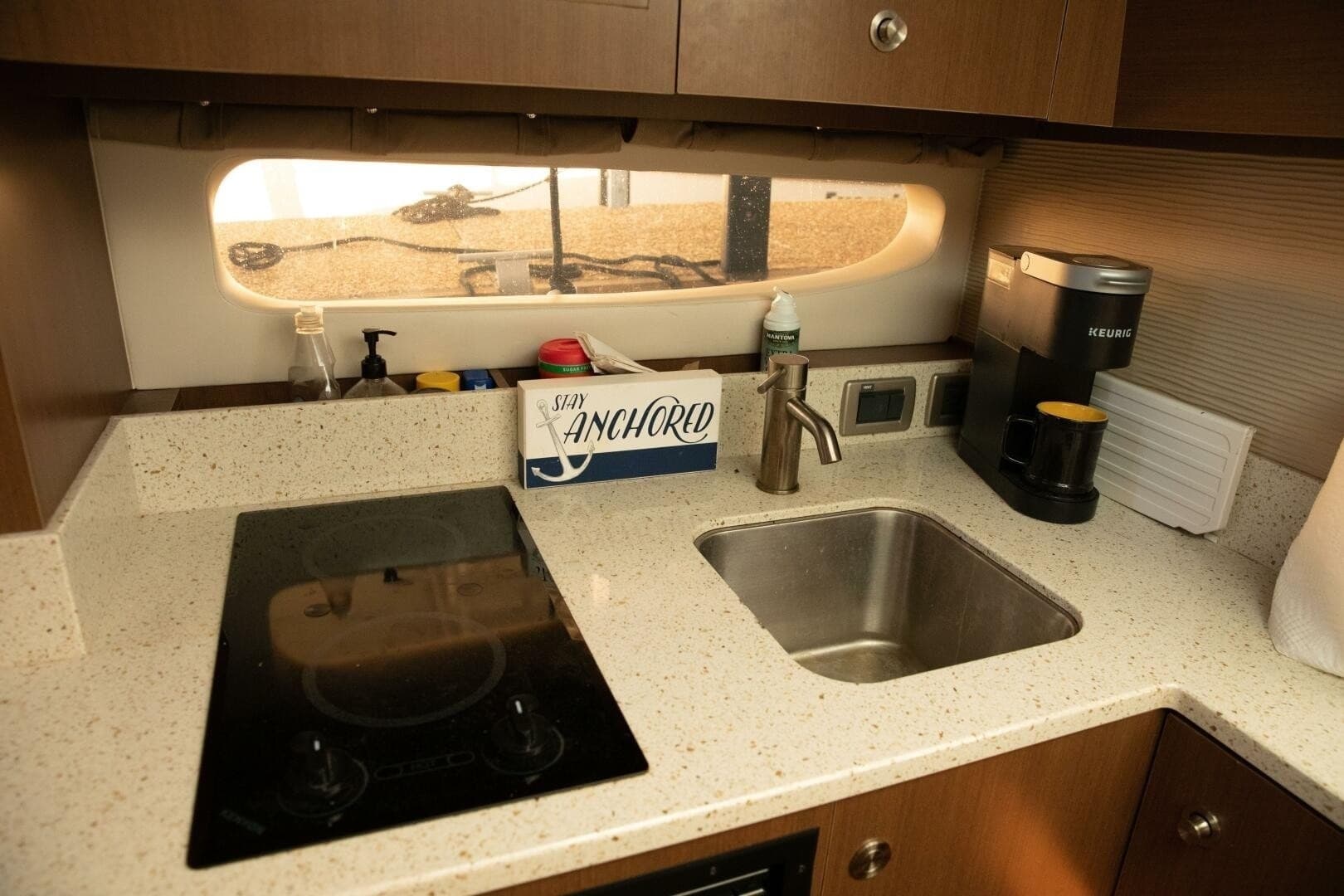 2016 Sea Ray Sundancer 350