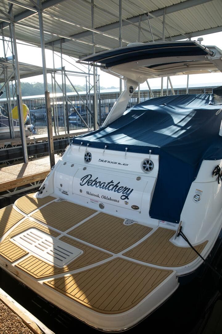 2016 Sea Ray 350 Sundancer