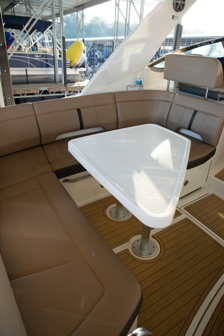 2016 Sea Ray Sundancer 350