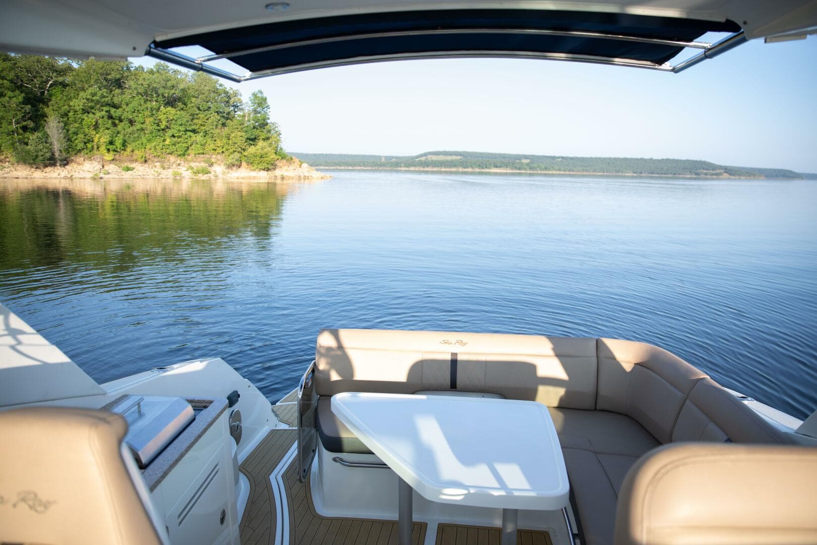 2016 Sea Ray 350 Sundancer