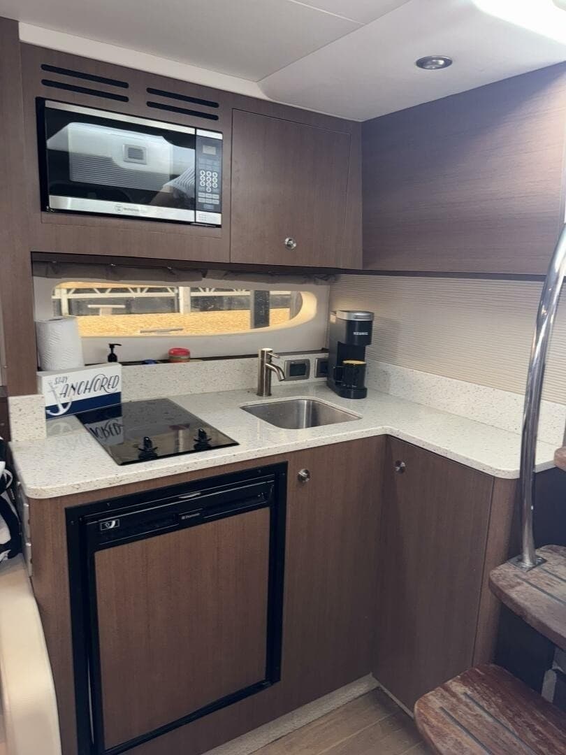 2016 Sea Ray Sundancer 350