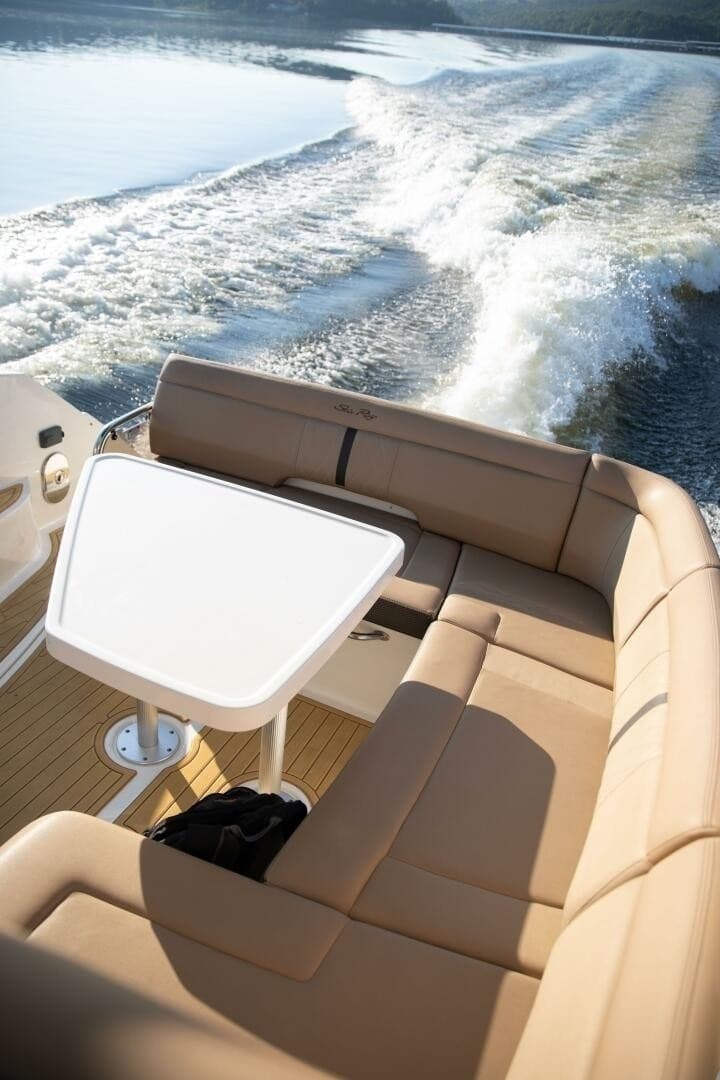 2016 Sea Ray Sundancer 350