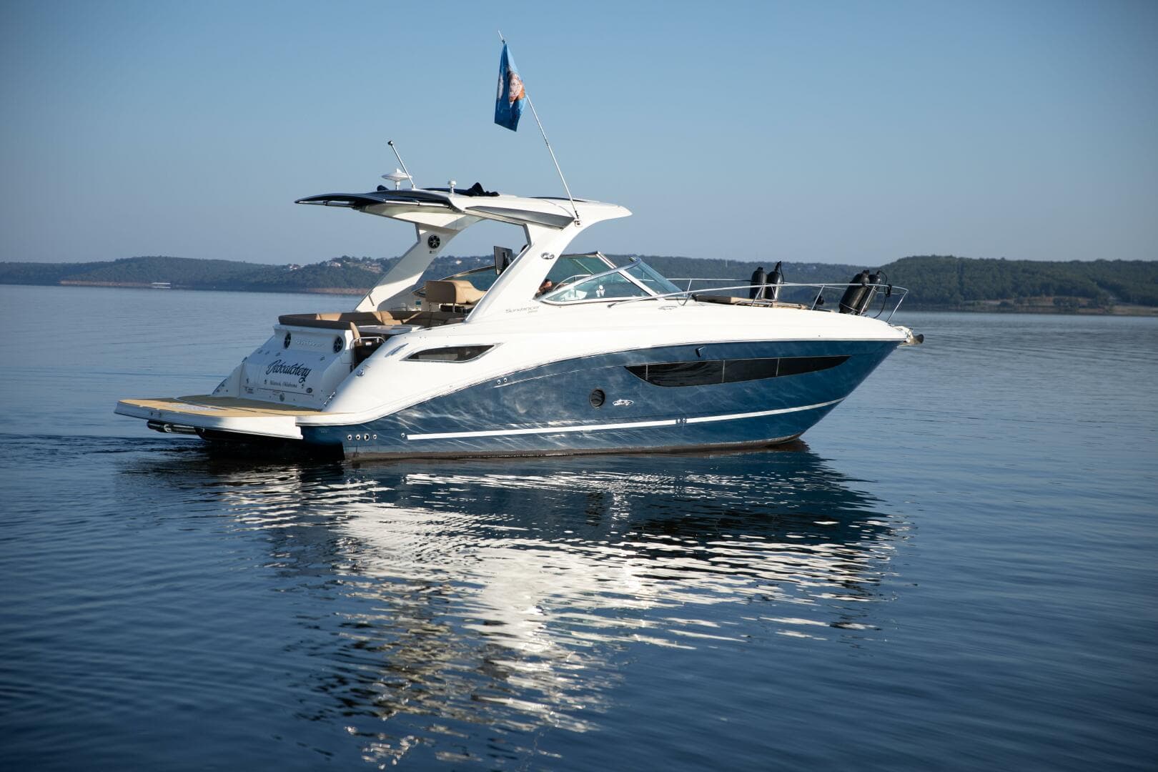 2016 Sea Ray 350 Sundancer