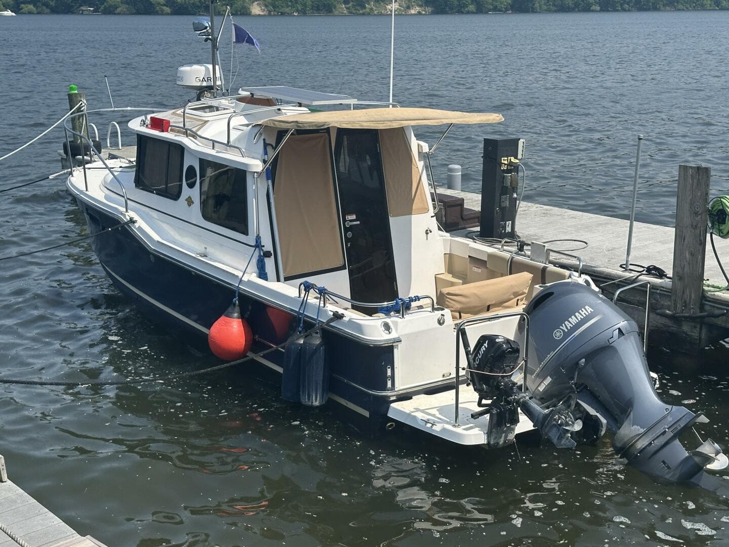 2019 Ranger Tugs 