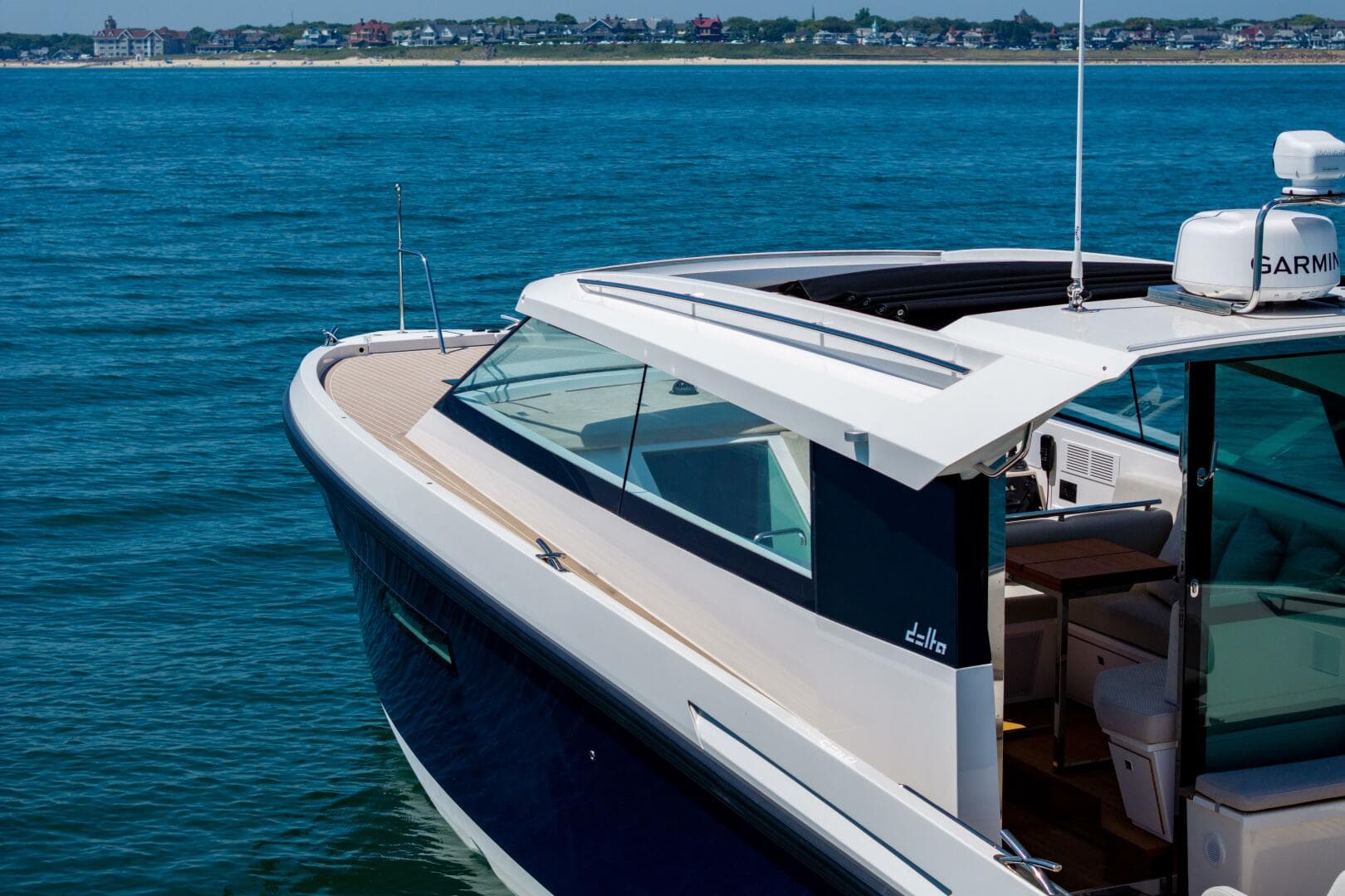 2023 Delta Powerboats 33 Coupe London Calling port walkaround