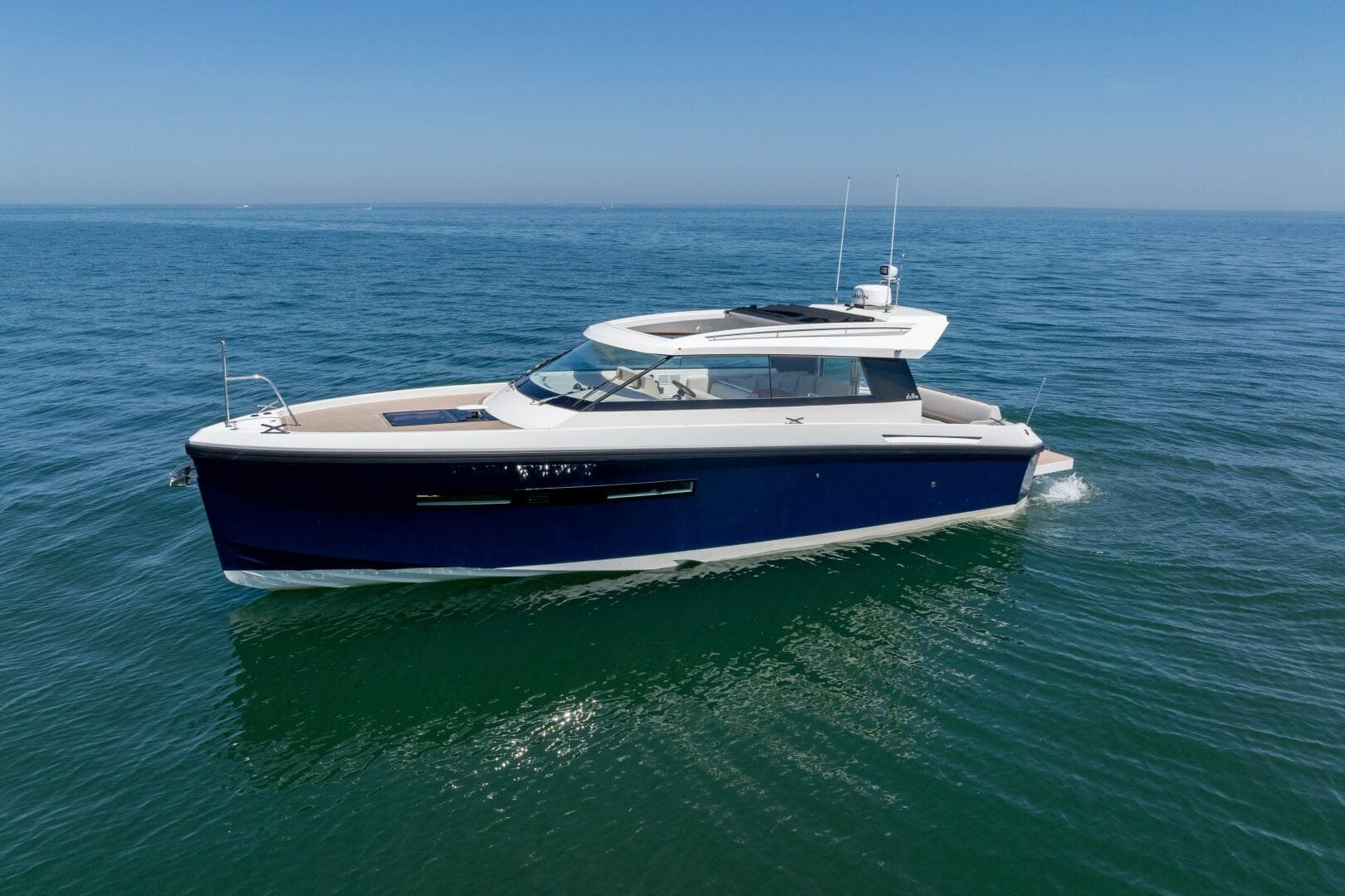 2023 Delta Powerboats 33 Coupe London Calling port side