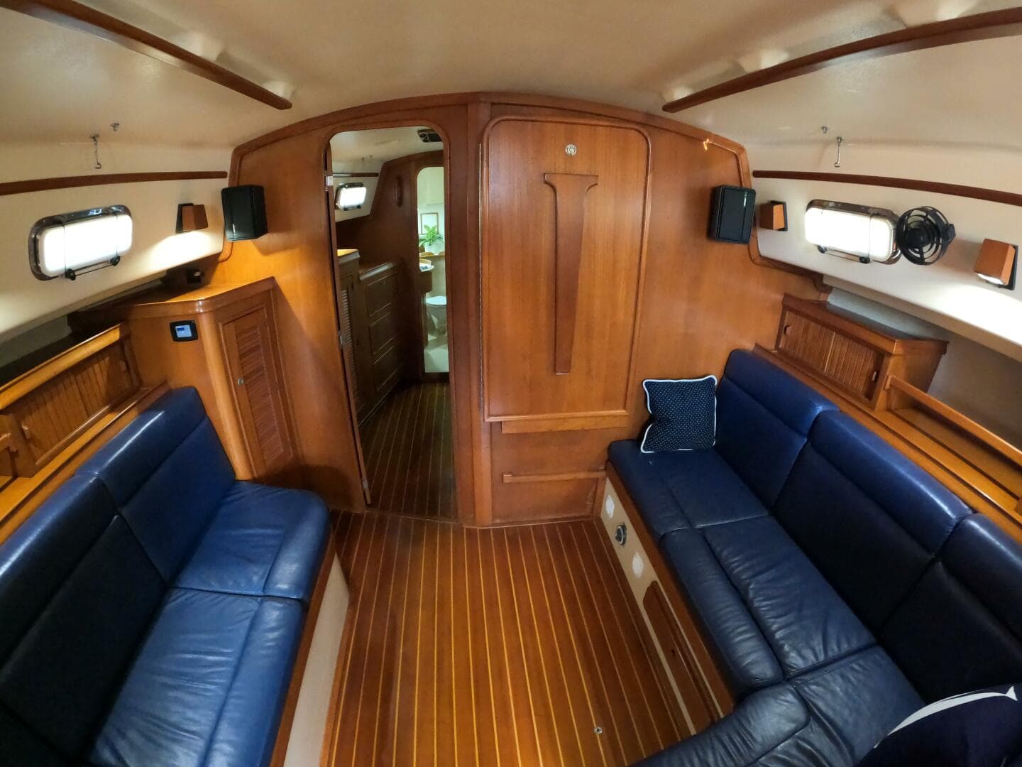 1999 Island Packet 45