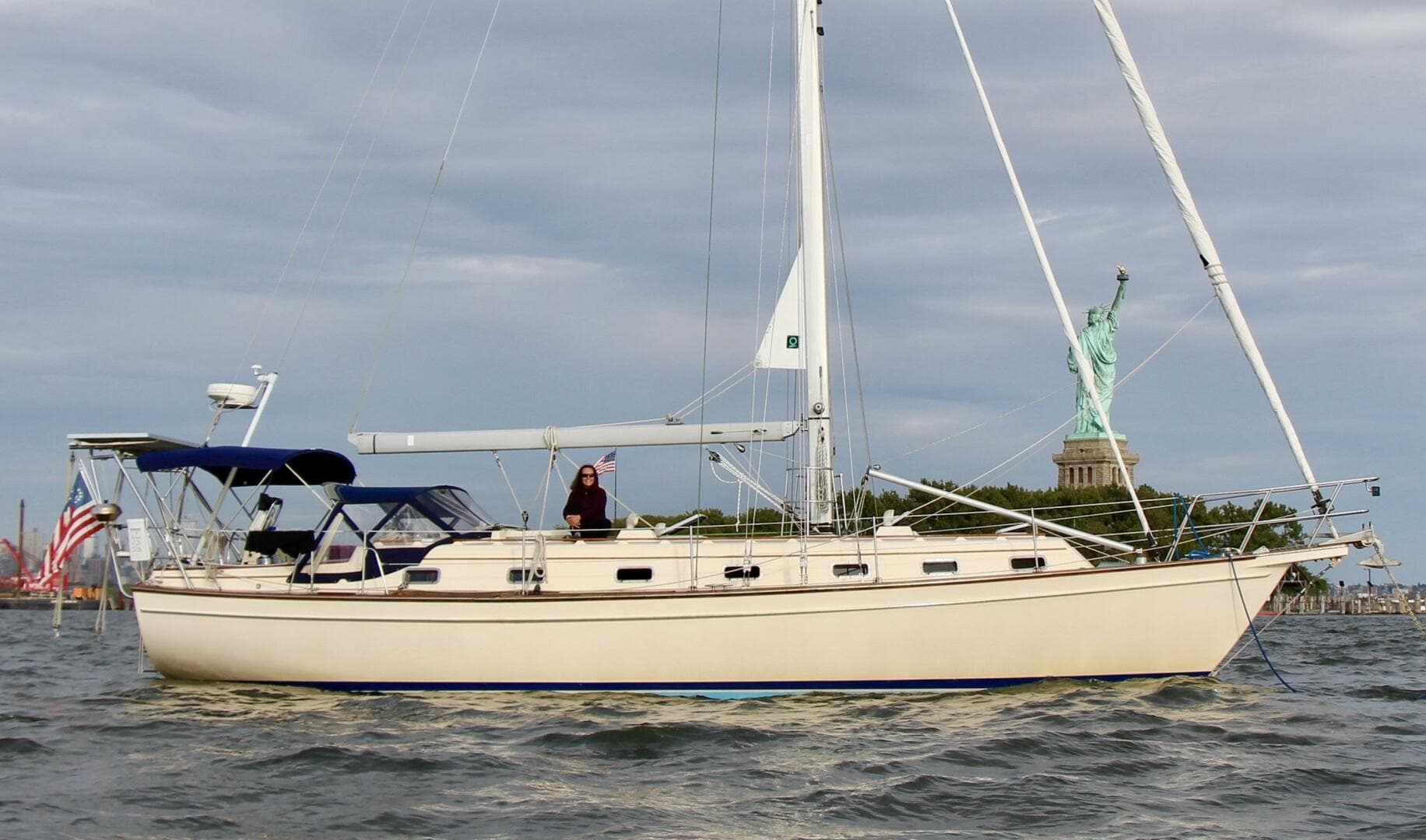 1999 Island Packet 45