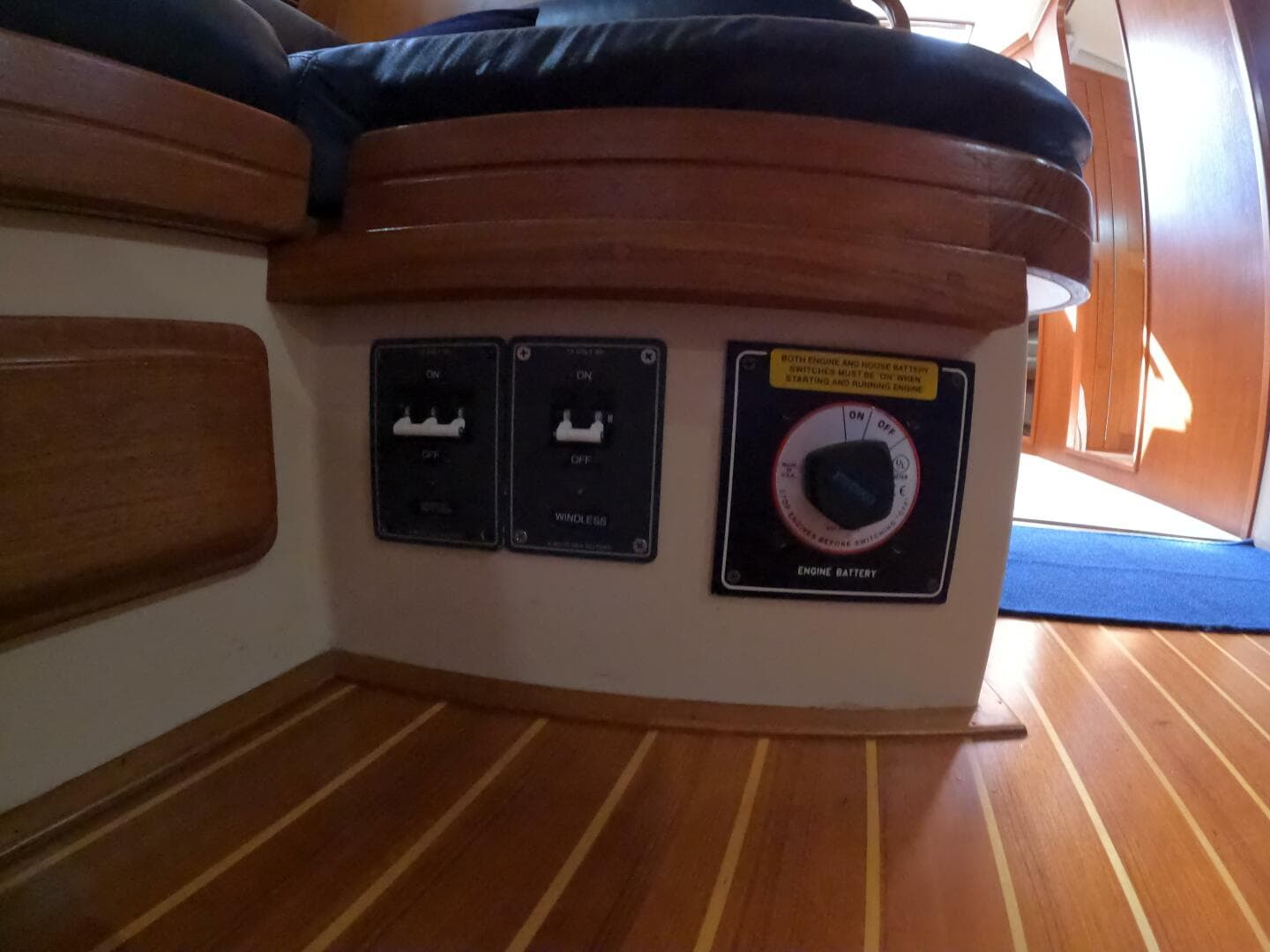 1999 Island Packet 45