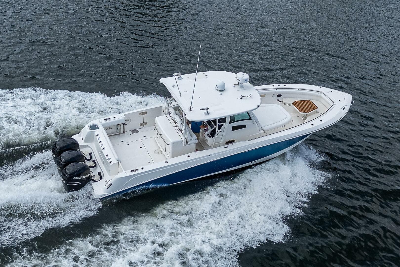 2011 Boston Whaler 370 Outrage