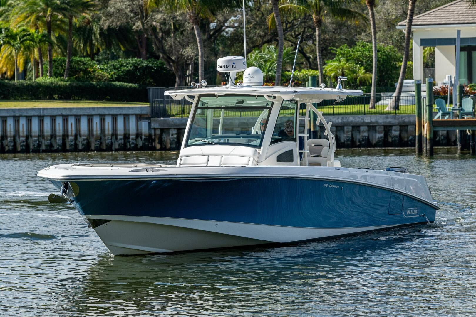 2011 Boston Whaler 370 Outrage