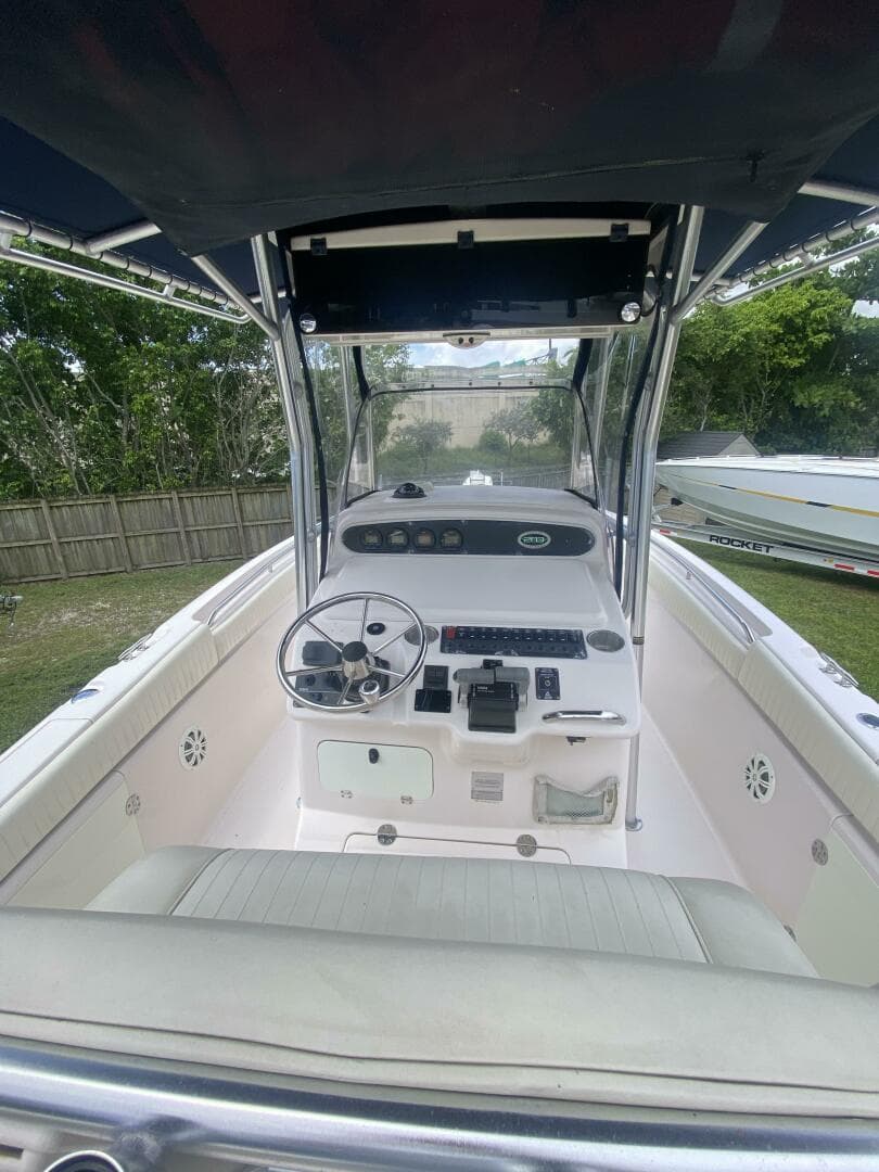 2003 Grady-White 283 Release