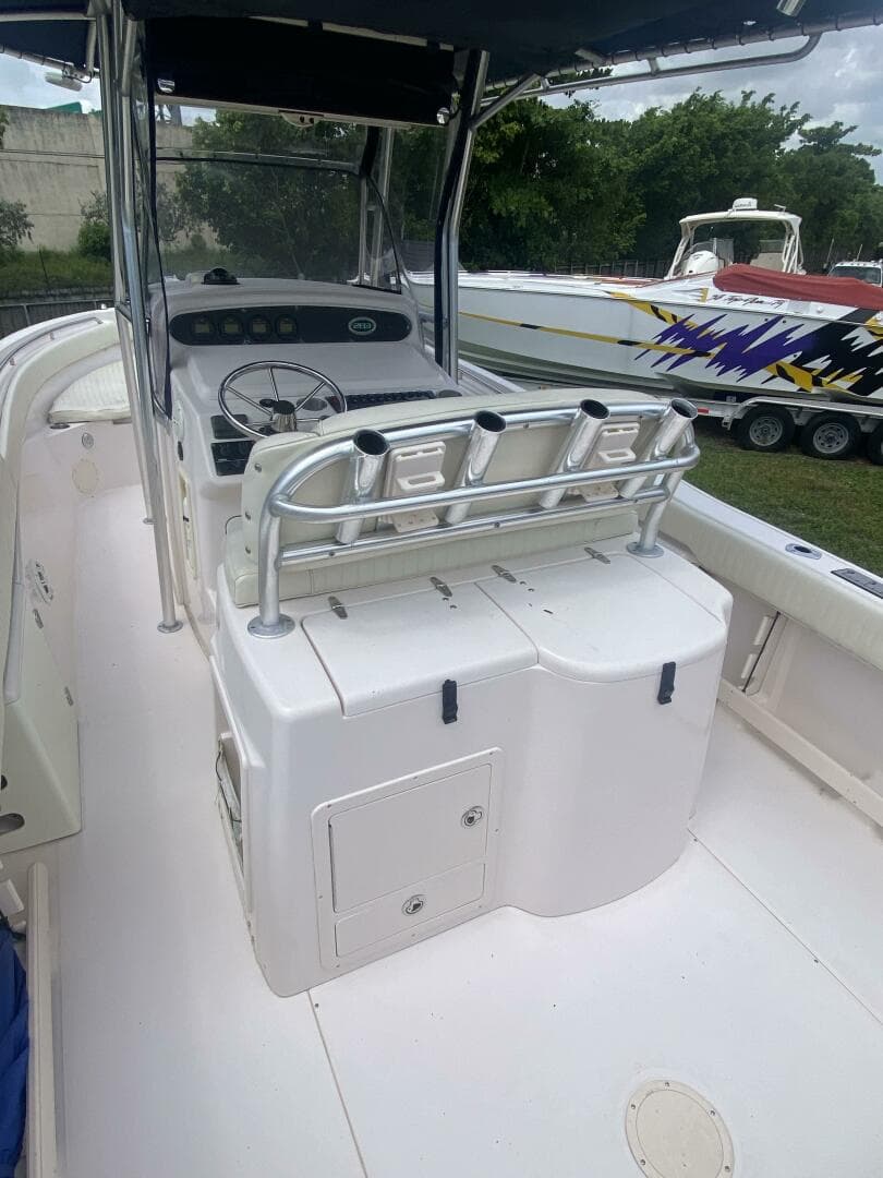 2003 Grady-White 283 Release