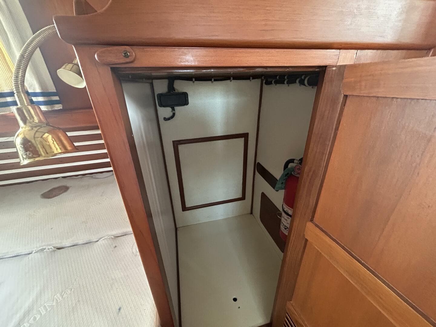 1978 Albin Dual Cabin