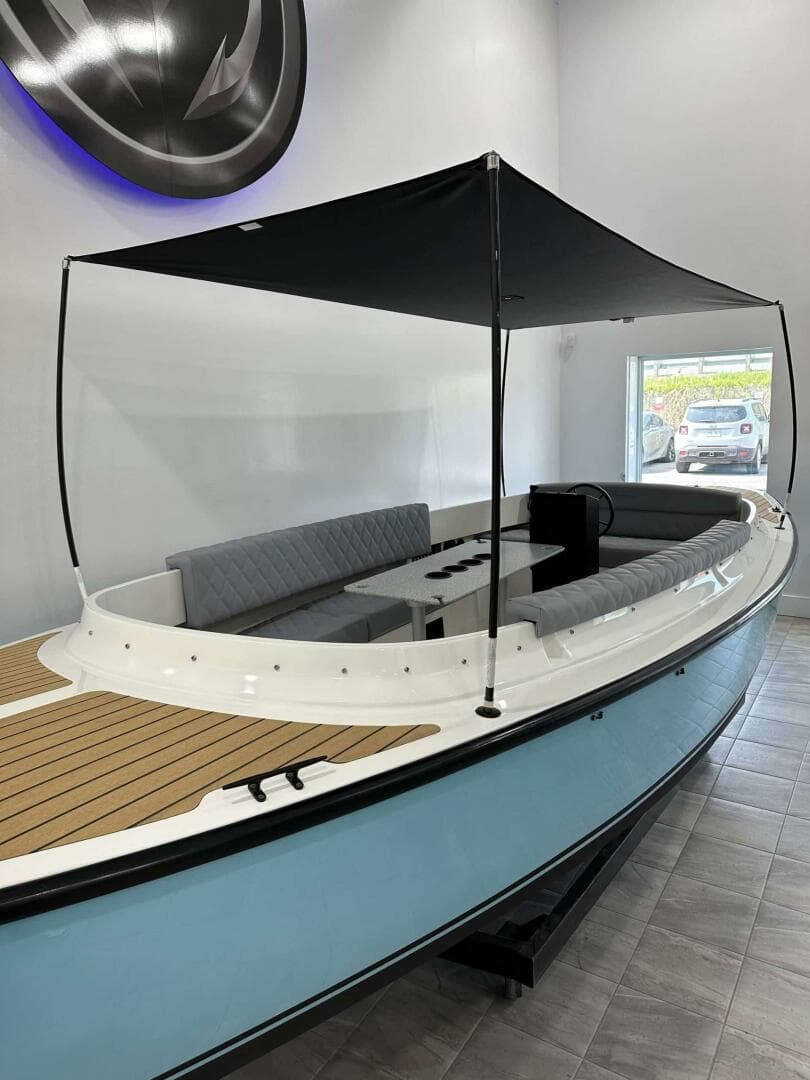 2023 Vision Fantail 217