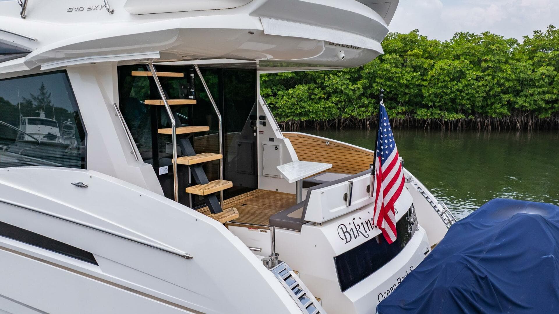 2017 Galeon 510 Skybridge