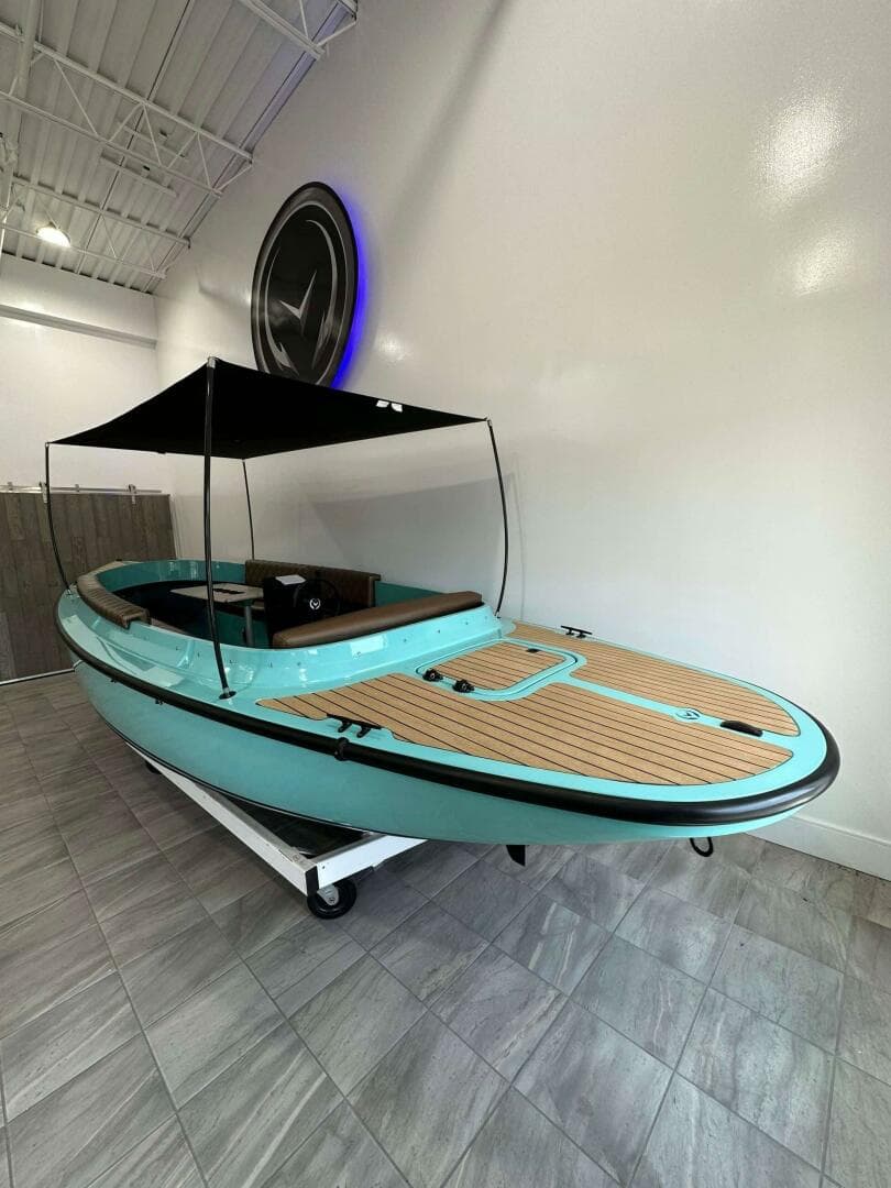 2023 Vision Fantail 217