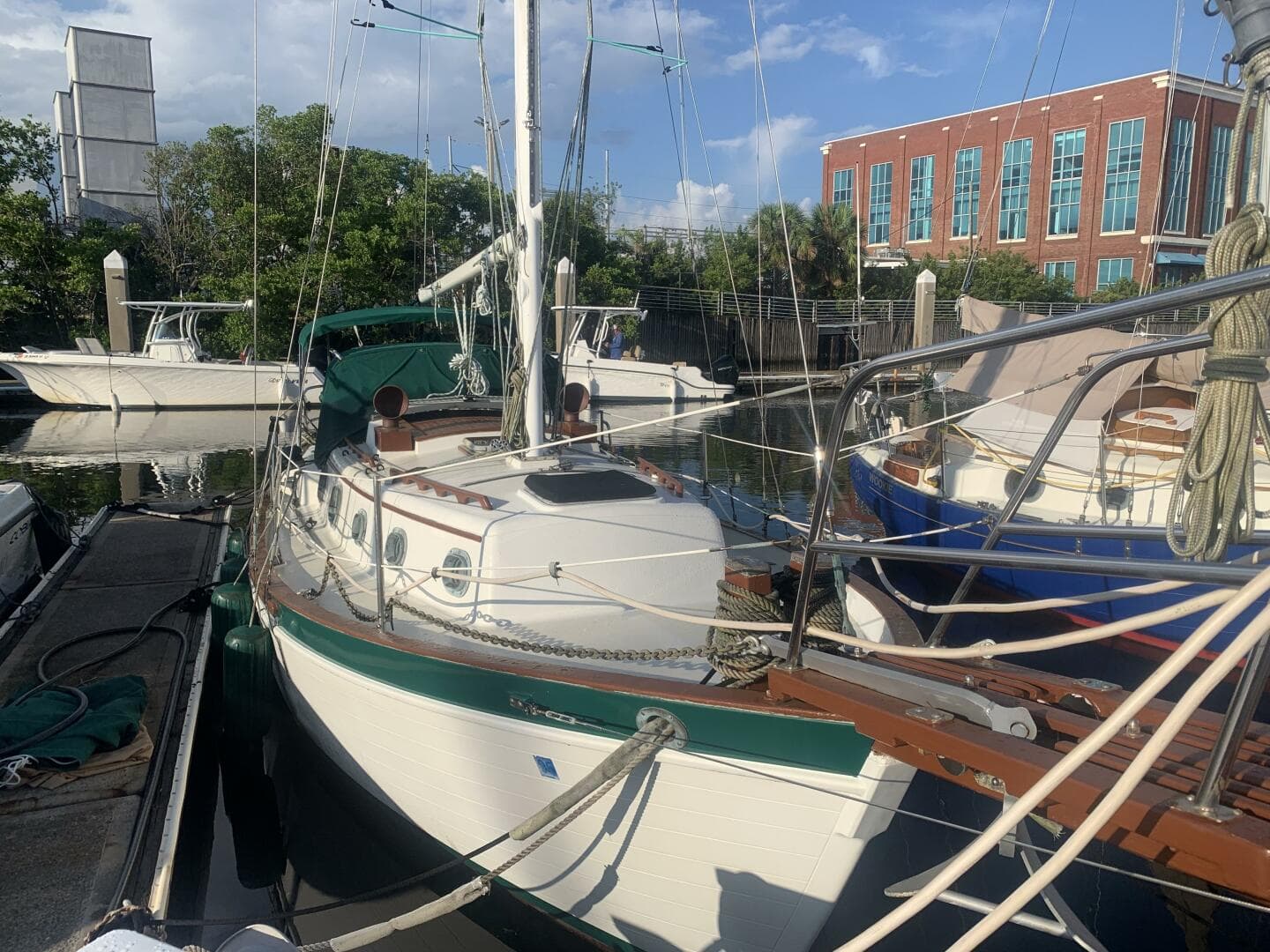 1984 Pacific Seacraft Orion