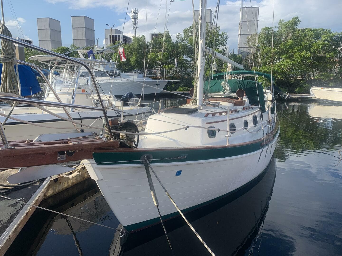 1984 Pacific Seacraft Orion