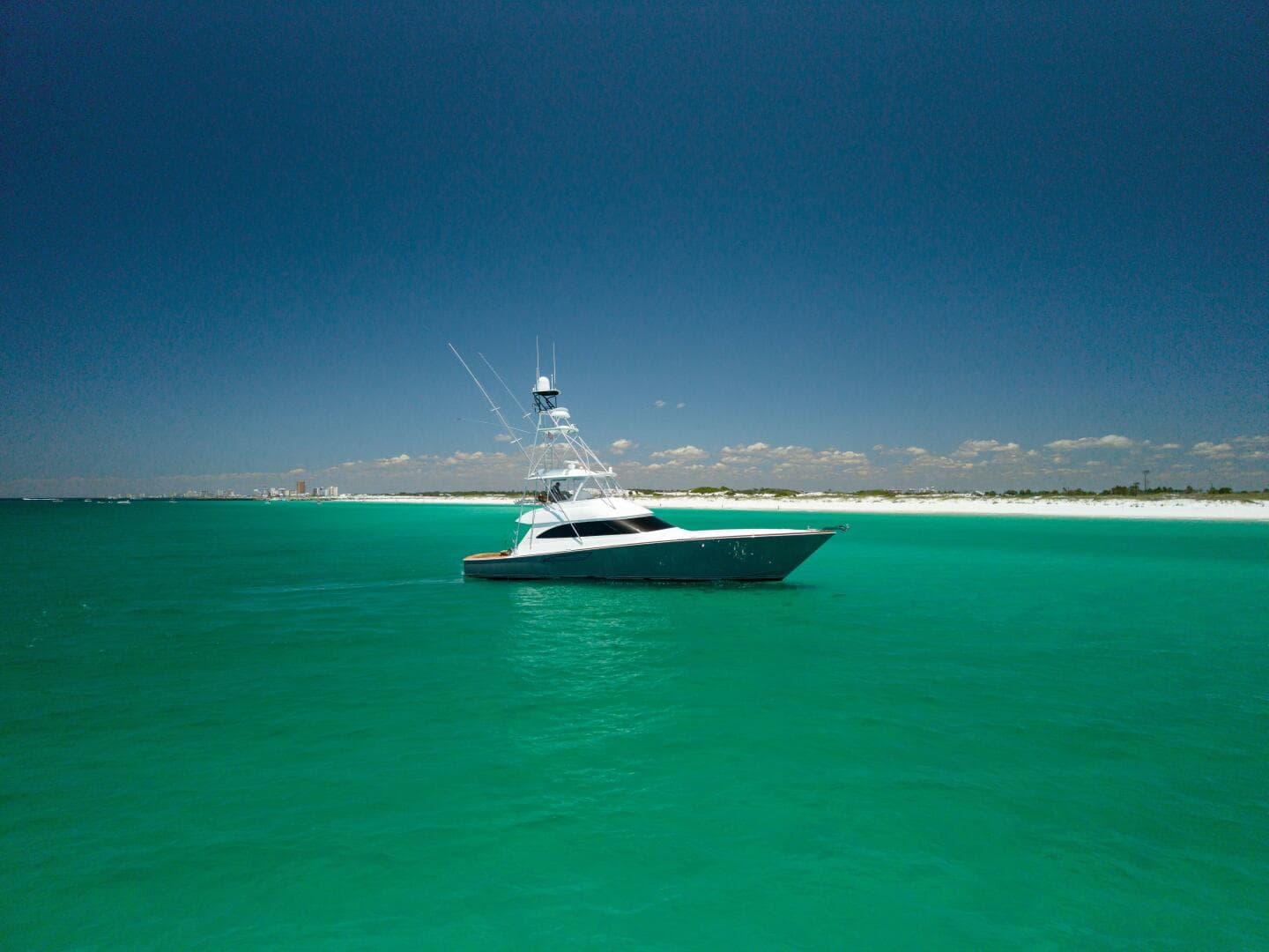 2015 Viking 62 Convertible- Gas Money