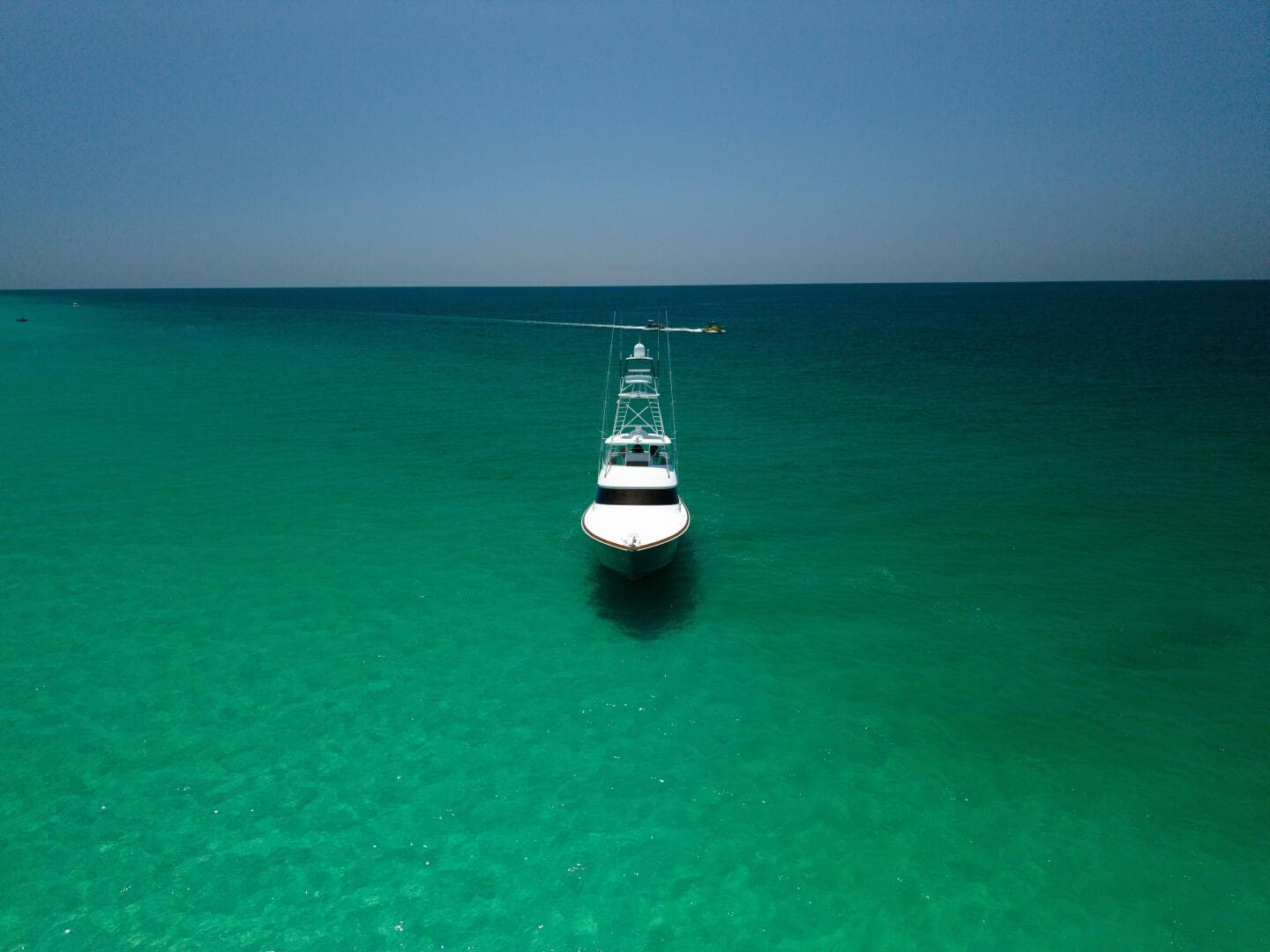 2015 Viking 62 Convertible- Gas Money