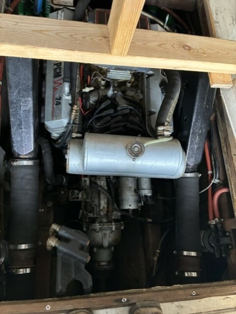 1981 Dyer Dyer 29 Flush Deck-Bass Boat