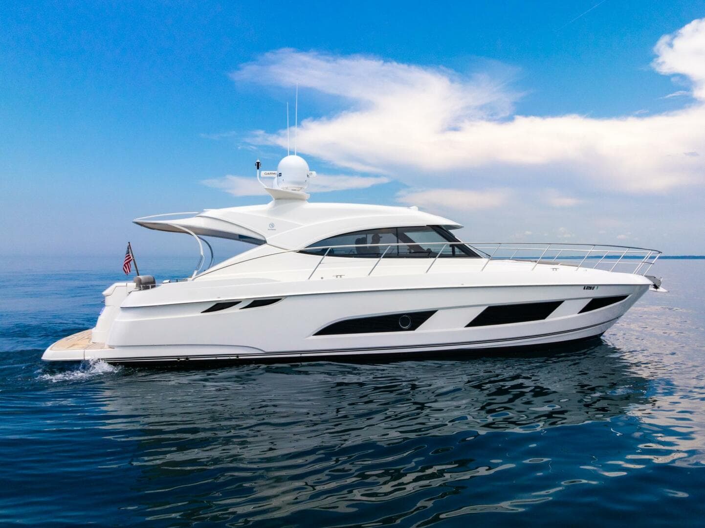 2019 Riviera 4800 Sport Yacht