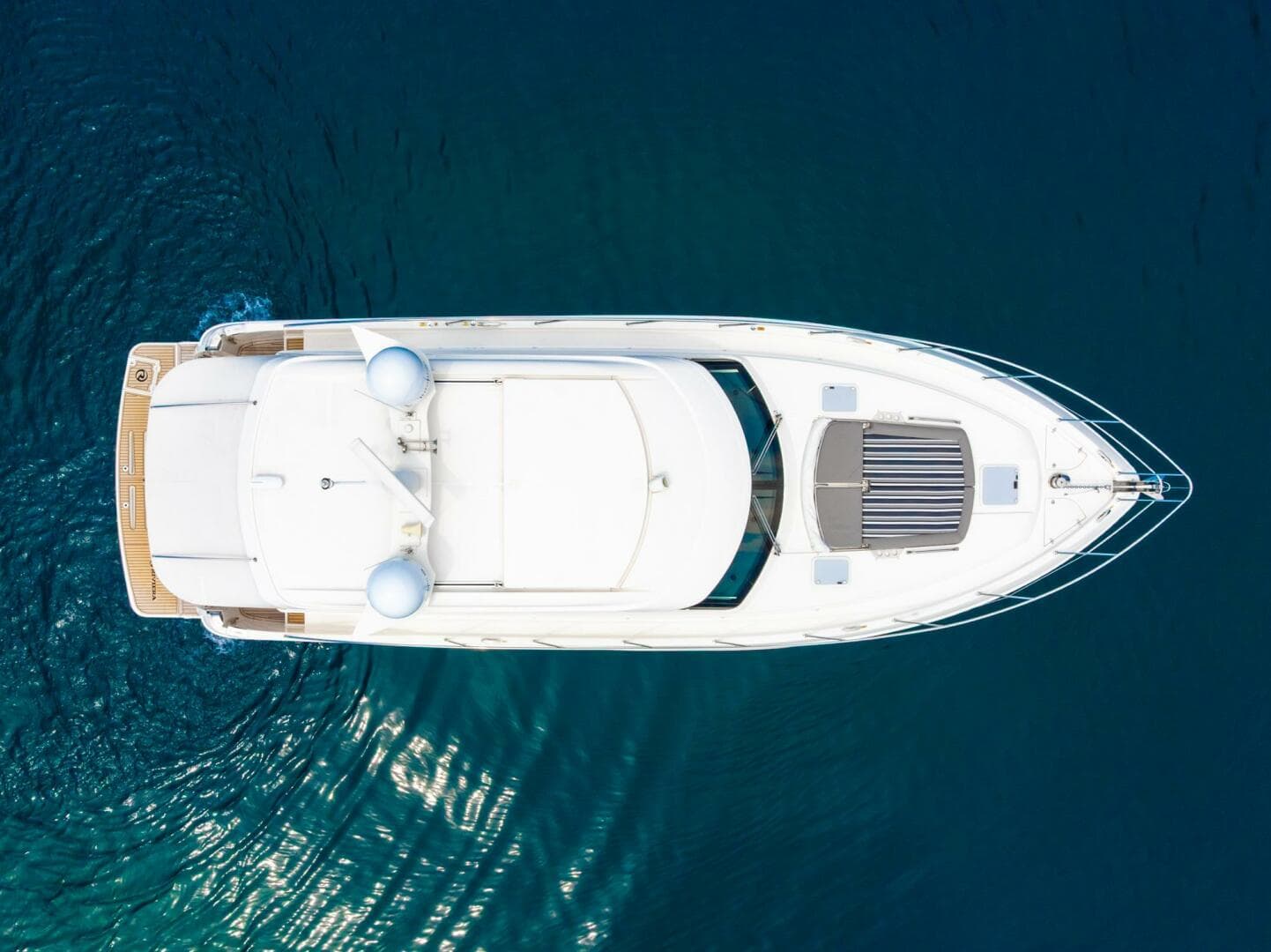 2019 Riviera 4800 Sport Yacht