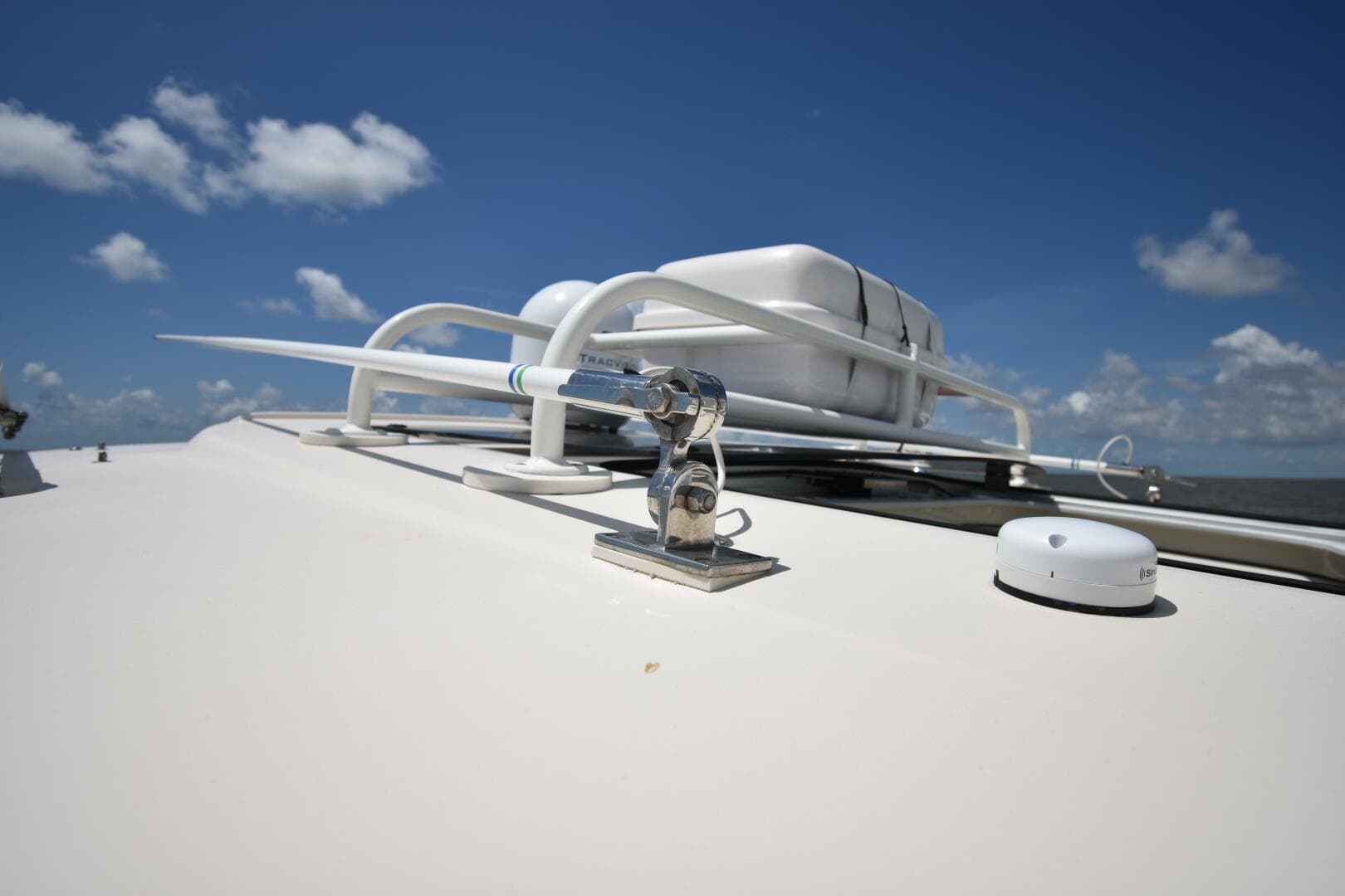 2016 Grady-White 330 Express 