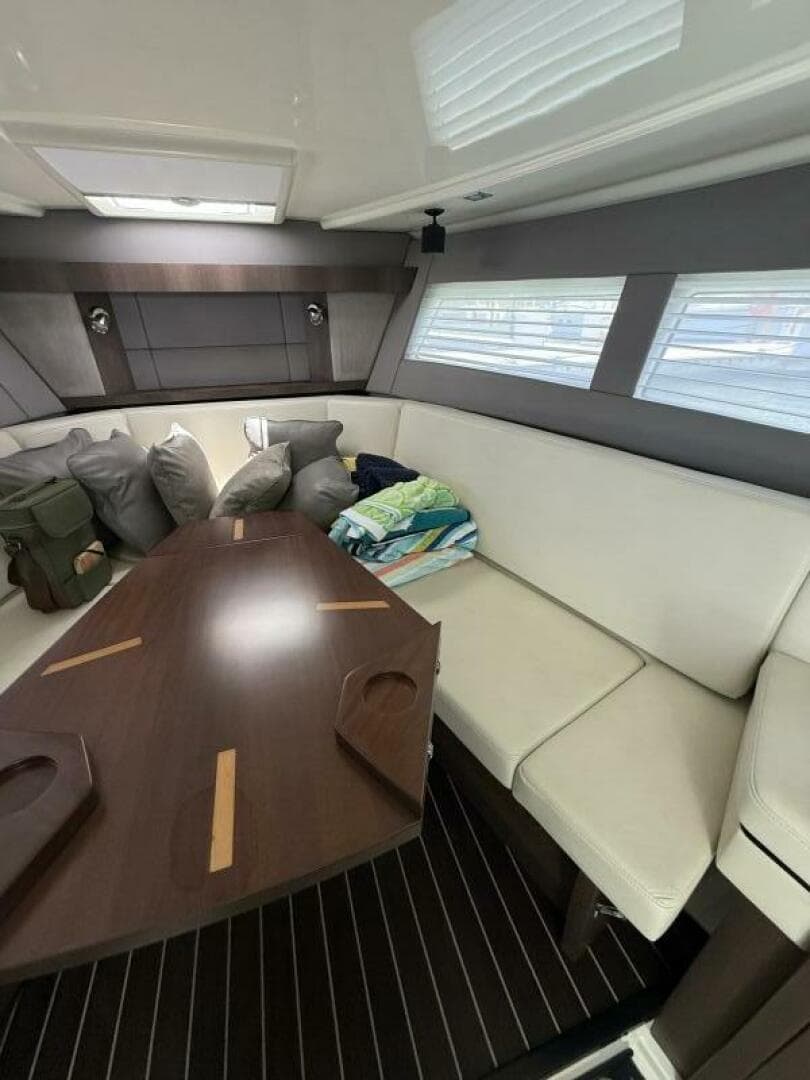 2016 Monterey 360 Sport Coupe