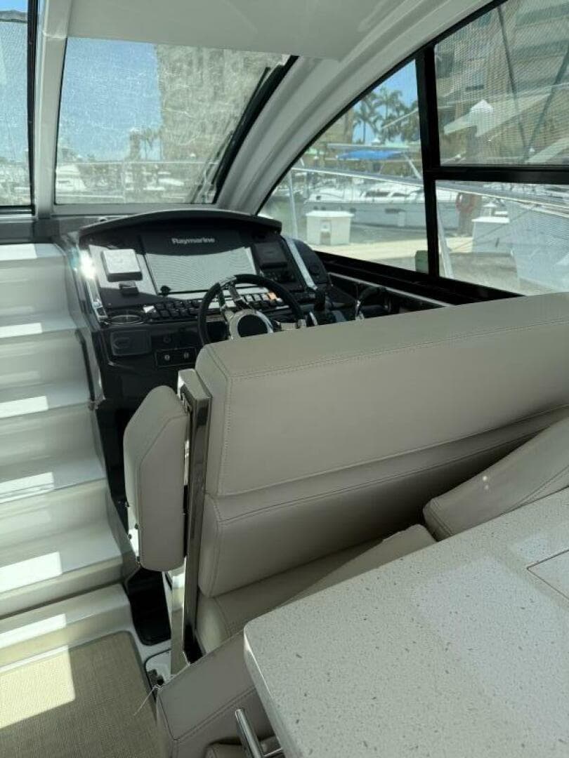 2016 Monterey 360 Sport Coupe