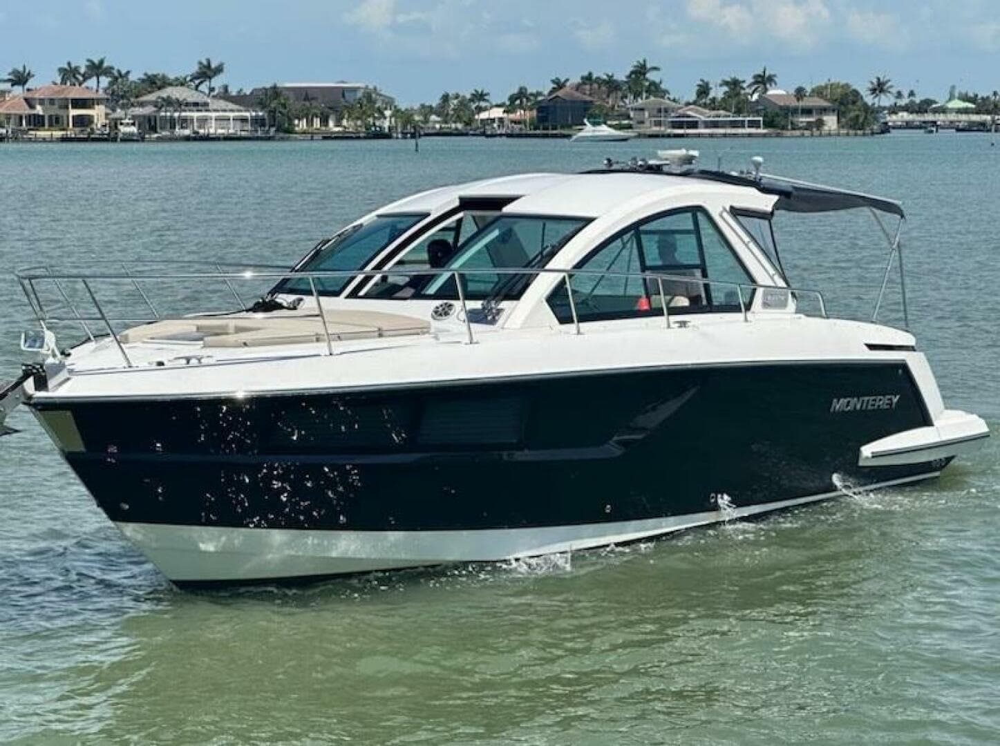 2016 Monterey 360 Sport Coupe Profile 2