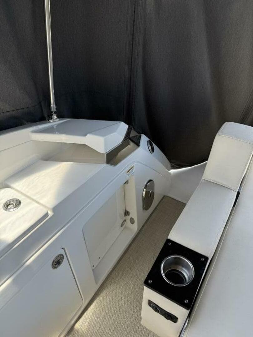 2016 Monterey 360 Sport Coupe