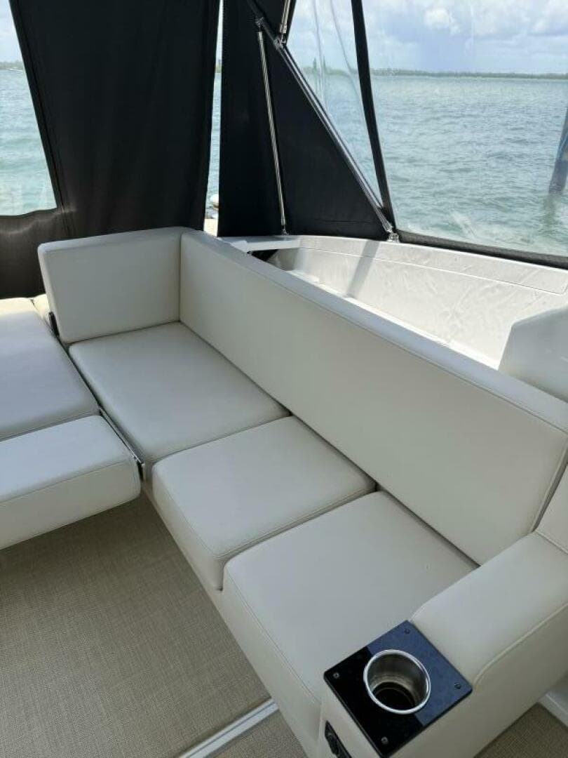 2016 Monterey 360 Sport Coupe