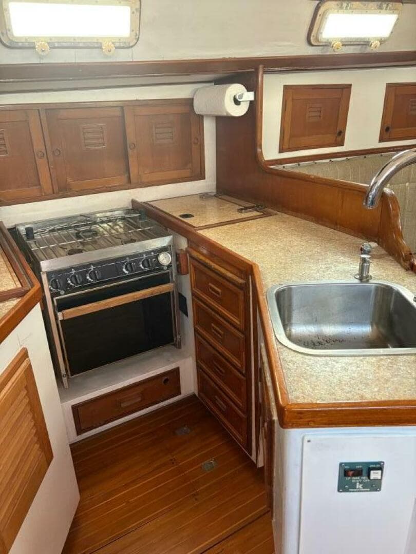 1980 Cheoy Lee Aft Cockpit