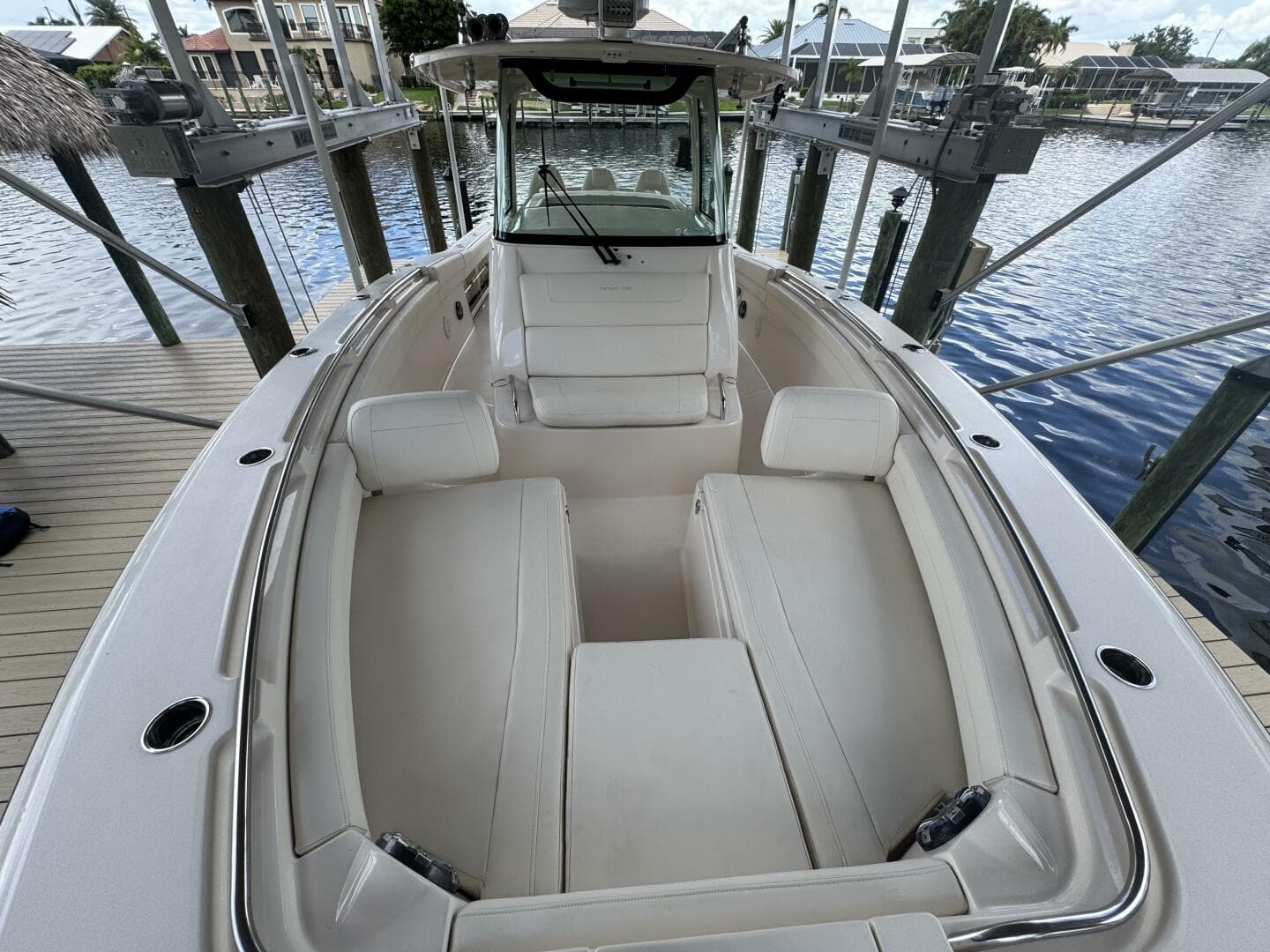 2021 Grady-White Canyon 336