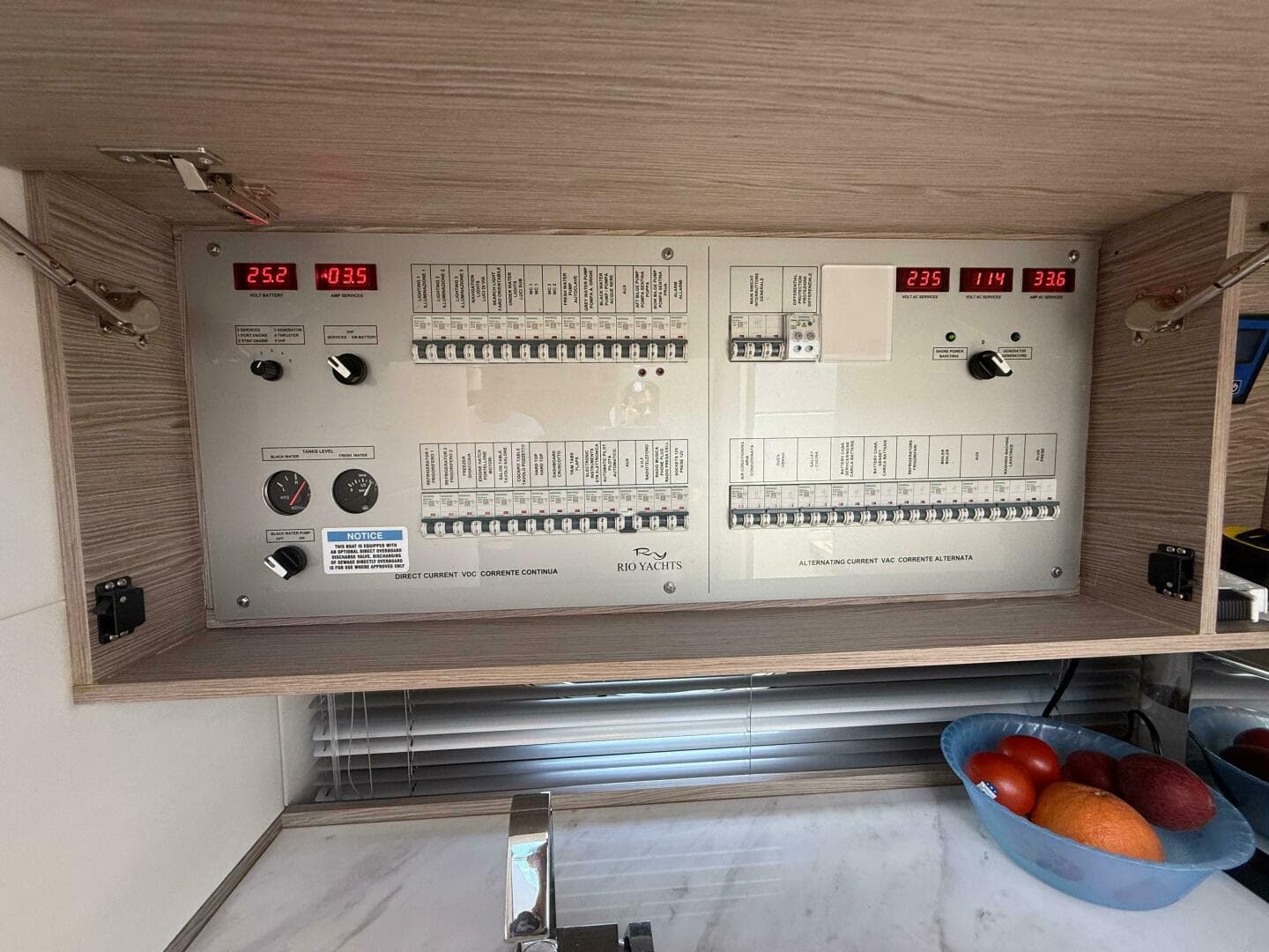 2023 Rio Yachts Sport Coupe