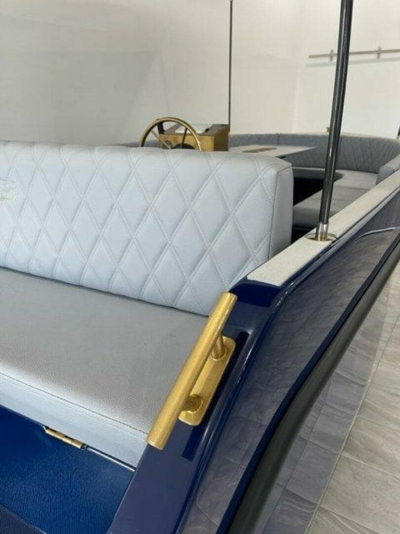 2025 Vision Volt 180