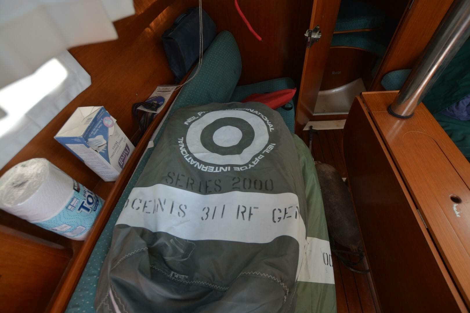 2000 Beneteau Oceanis 311